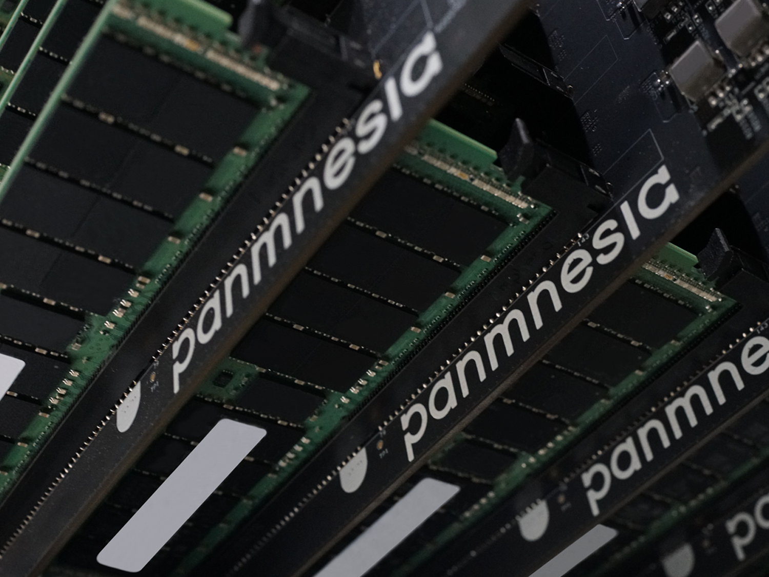 CXL-based Terabytes Memory Expansion Platform